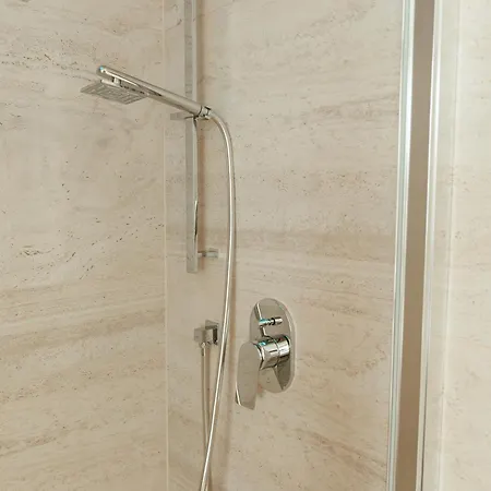 בית הארחה Wine & Wellness 4*